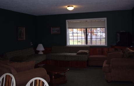 Executive Cottage - living room.